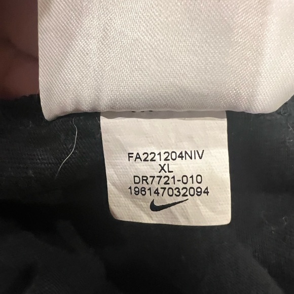 The Nike Tiger Woods Frank Tee. Size XL. Black. - Picture 4 of 5